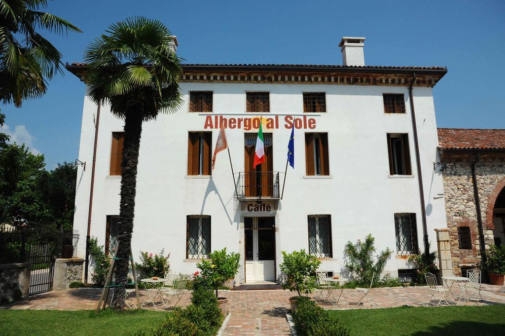Hotel Albergo Al Sole マーロ エクステリア 写真